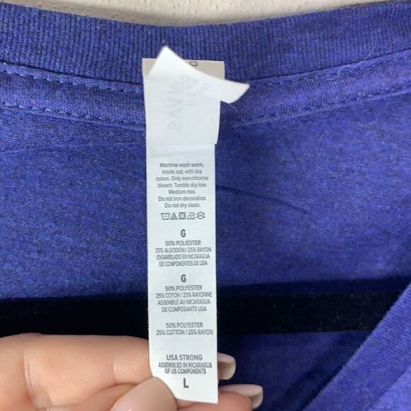 Large v neck Covid vaccinated shirt “the vaccinated one” (G1) - Picture 5 of 7